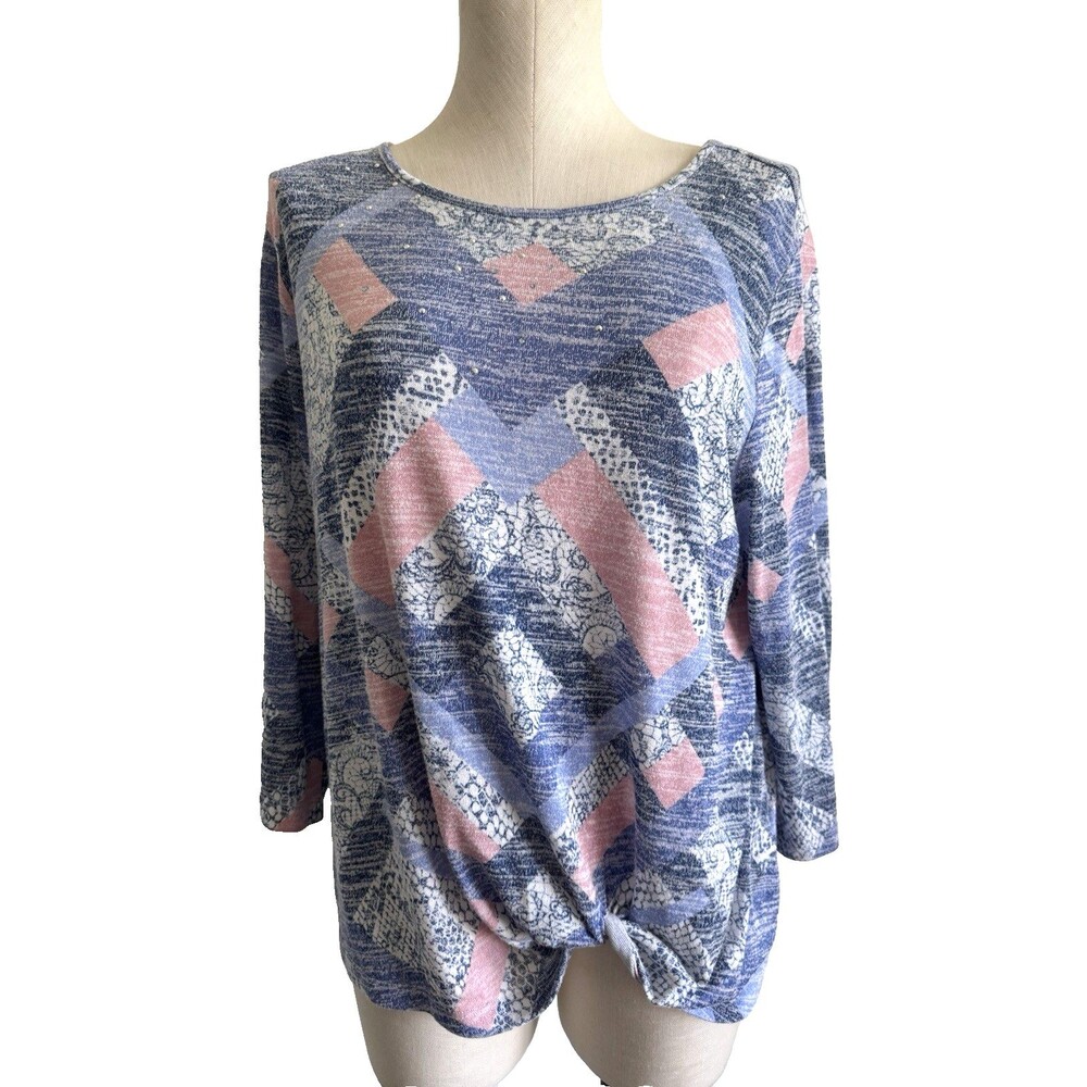 Alfred Dunner Blue Pink Diamond Top Womens LP  Twist Hem Stretch Soft Knit 3/4